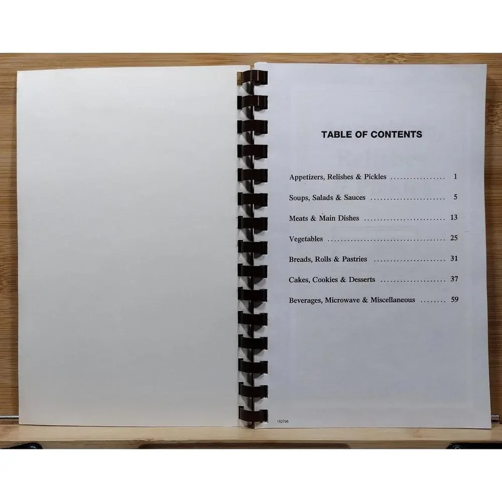 Tastes From The Country - Lake County‎ Fair Ladies Auxiliary Cookbook